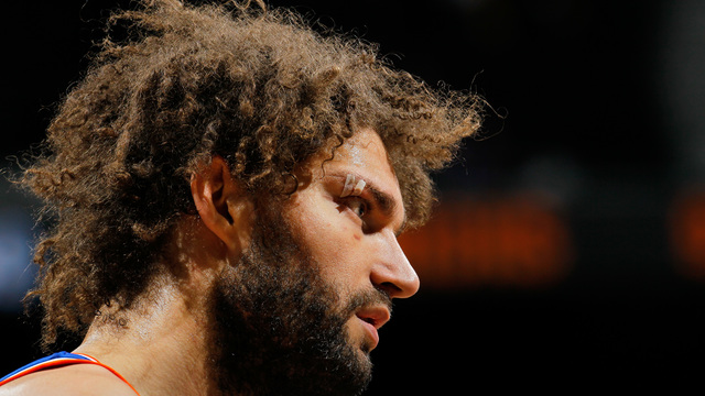 VIDEO: 'The Raptor' continues to torment Robin Lopez