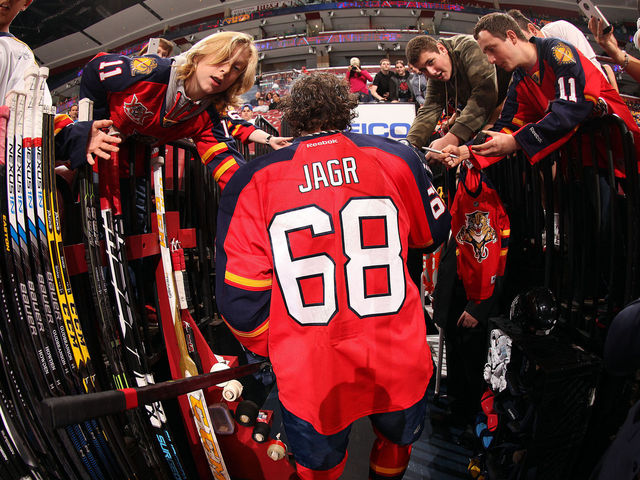 Jagr's one of All-Star weekend's biggest attractions - for other players