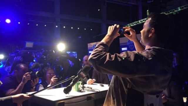 VIDEO: Giddy John Scott takes group photo of All-Star scrum