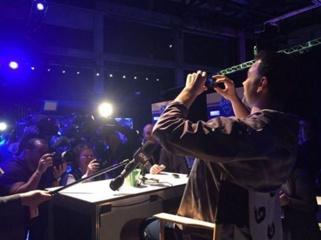 VIDEO: Giddy John Scott takes group photo of All-Star scrum