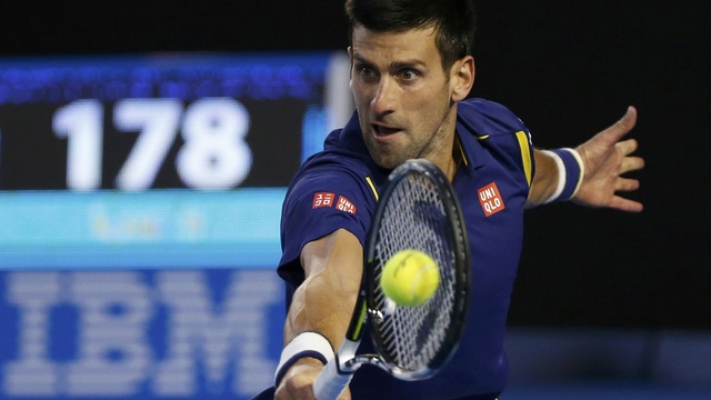 VIDEO: Djokovic paints sideline with incredible wraparound backhand