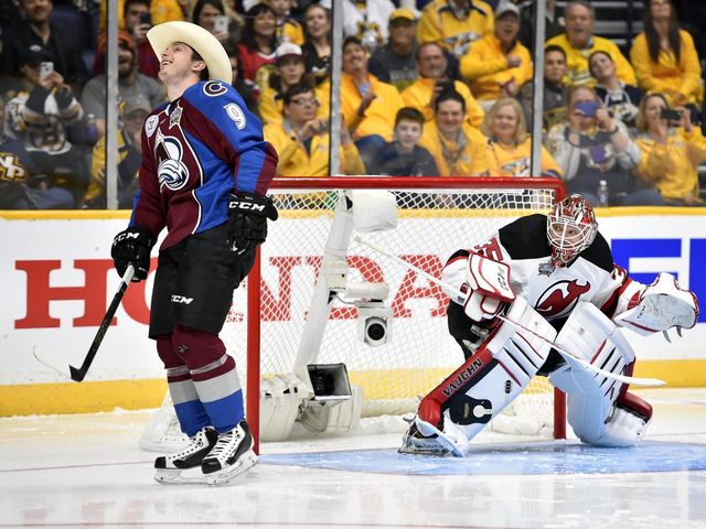 VIDEO: Matt Duchene scores one-handed, between-the-legs beauty