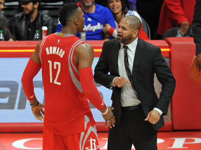 Rockets' Bickerstaff rips officials in defense of Howard