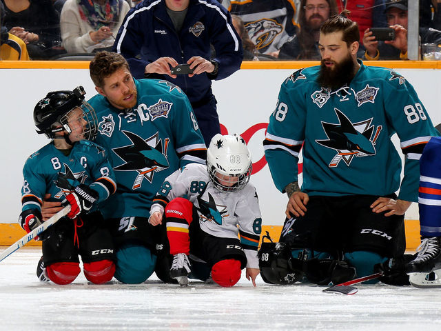 VIDEO: Nate Pavelski's awesome view of All-Star goal, handshake line