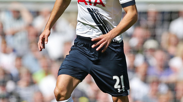 Federico Fazio joins Sevilla from Tottenham on loan