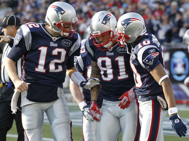 Aaron Hernandez raves about Brady, Gronk in prison letter; blasts Kraft