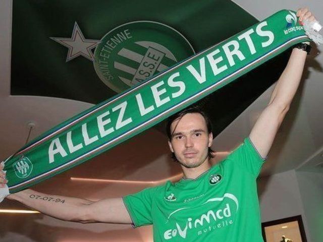 Saint-Etienne completes move for Rosenborg's Ole Selnaes