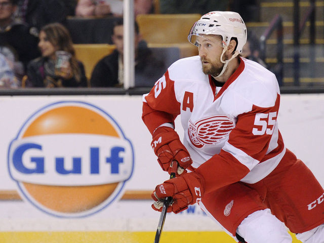 Red Wings' Kronwall hopes to return from knee sprain Saturday