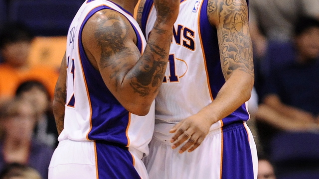 Report: Raptors interested in Suns' Morris and Tucker