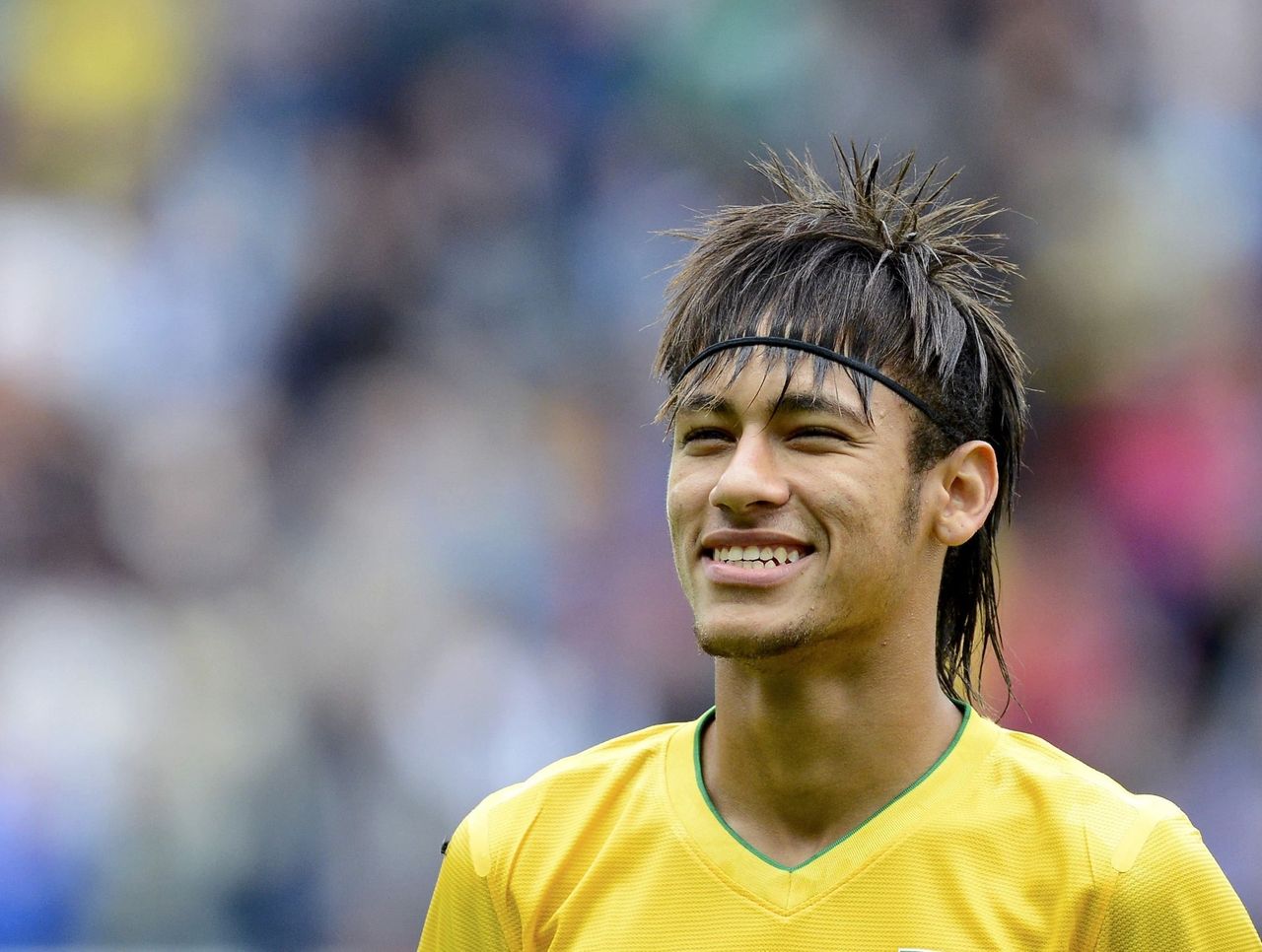 Happy 24th Birthday: Looking Back At Neymar's Wildest Haircuts 