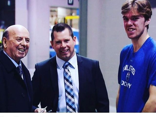 Oilers' McDavid meets commentator Bob Cole