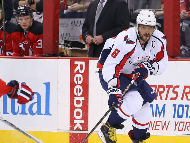 VIDEO: Alex Ovechkin flattens Jacob Josefson