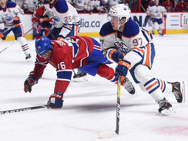 VIDEO: Canadiens faithful applaud McDavid's audacious attack