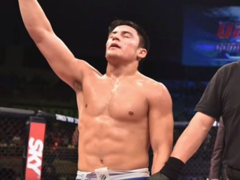 VIDEO: Diego Rivas smokes 'Neo' Lahat with flying-knee KO | theScore.com