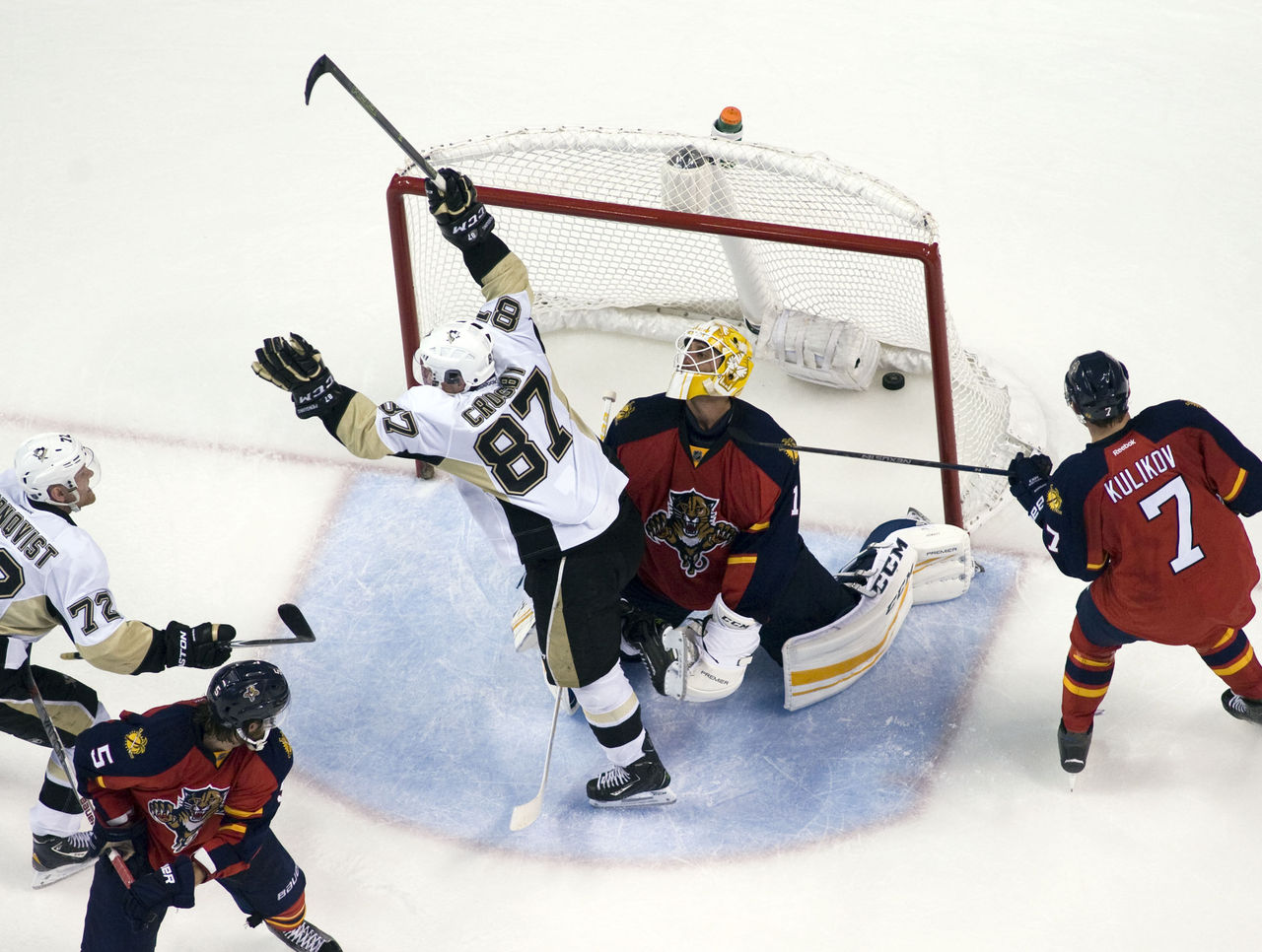 Питтсбург флорида. Питтсбург Флорида фото. Florida Panthers 🆚 Pittsburgh Penguins. Флорида Питтсбург обзор.