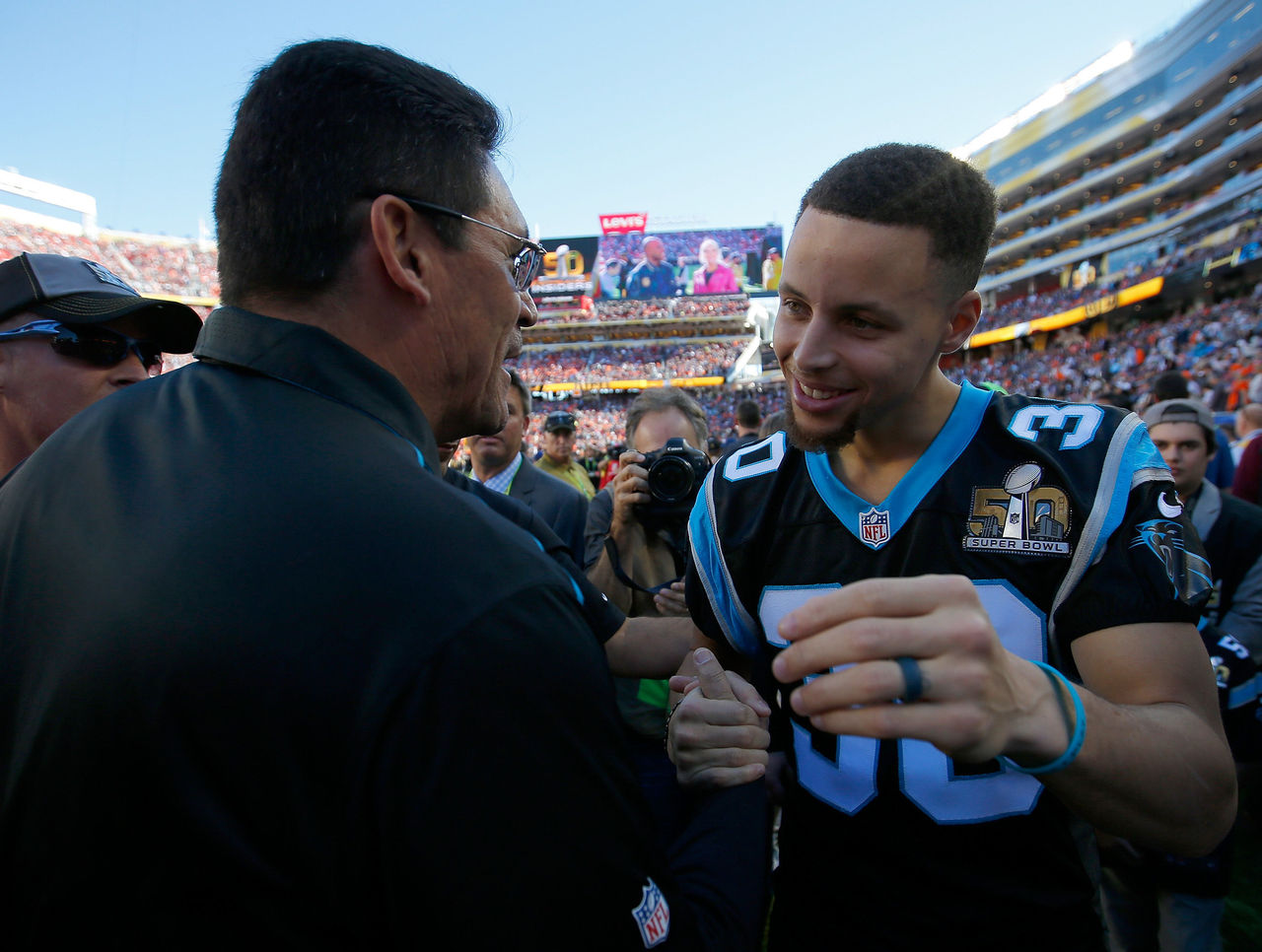 Stephen Curry relishes Cam Newton's return to Panthers