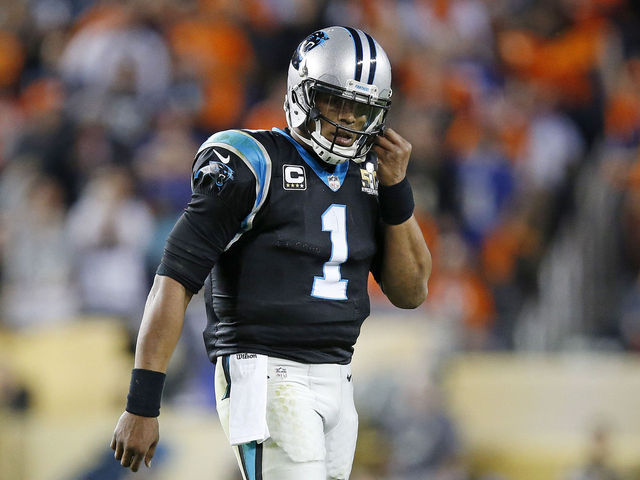 VIDEO: Cam Newton inexplicably backs away from ball after late fumble