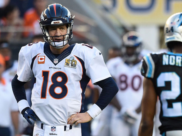VIDEO: Peyton Manning kisses Papa John's founder after Super Bowl win