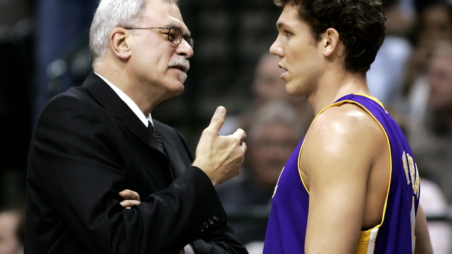 Report: Walton, Shaw candidates for Knicks' coaching job