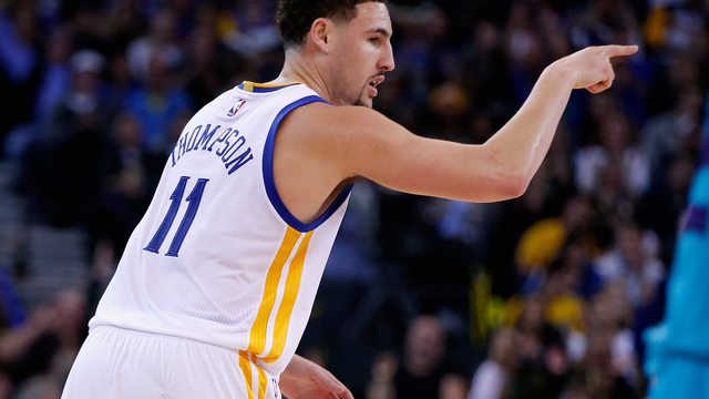 Klay Thompson wins Three-Point Contest over Stephen Curry
