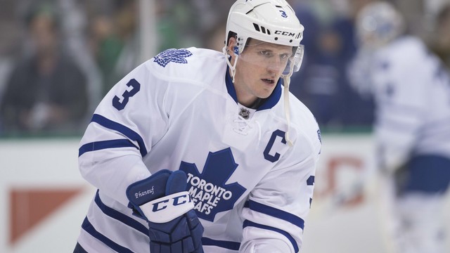Maple Leafs trade Dion Phaneuf to Senators in 9-player deal
