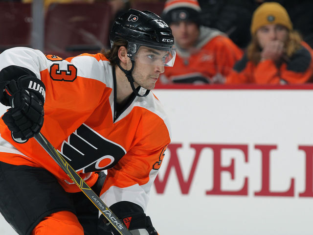 Flyers' Gostisbehere pushes point streak to 10, matches club rookie record