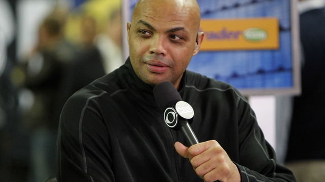 Barkley: Steph Curry 'not more than a shooter'