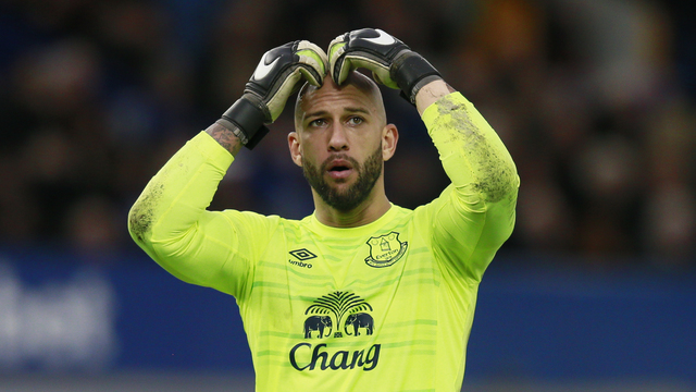 Martinez hints that Tim Howard could leave Everton in the summer
