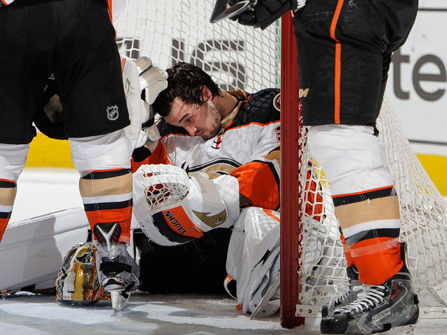 Ducks recall Khudobin after Gibson injury