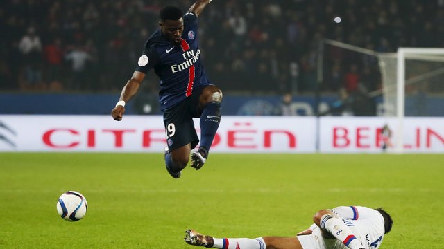 PSG suspends Aurier for slurs directed at Blanc, Ibrahimovic