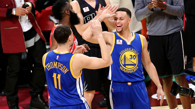 Oddsmakers: Warriors remain heavy favorites to capture 2016 NBA title