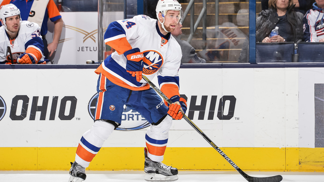 Report: Islanders, de Haan more than $3M apart in contract talks