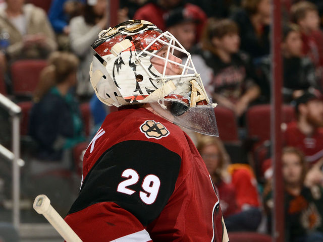 Coyotes' Lindback likely out for season with Achilles injury