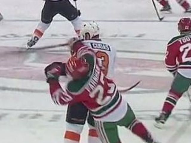 VIDEO: Flyers' Gudas ejected for headshot on Devils' Farnham