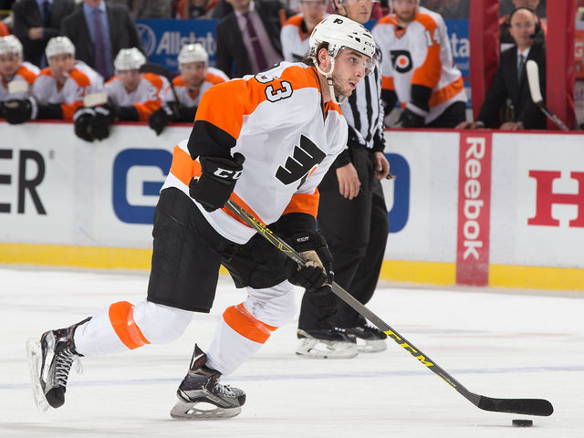 Flyers' Gostisbehere extends record point streak to 13 games