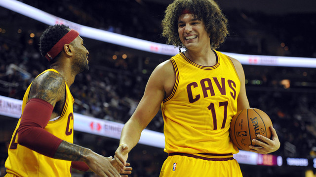 Trail Blazers waive Anderson Varejao