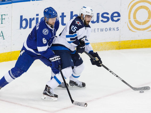 VIDEO: Lightning's Stralman lays out Jets' Ehlers, Little in same shift