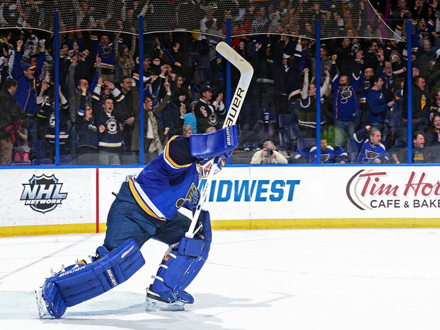 VIDEO: Blues' Elliott absolutely robs Lucic to set up Schwartz's OT winner