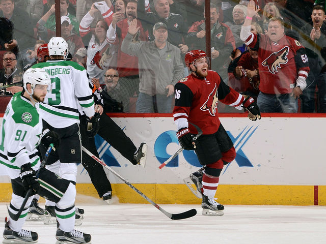 Max Domi snaps 14-game goalless skid as Coyotes down Stars
