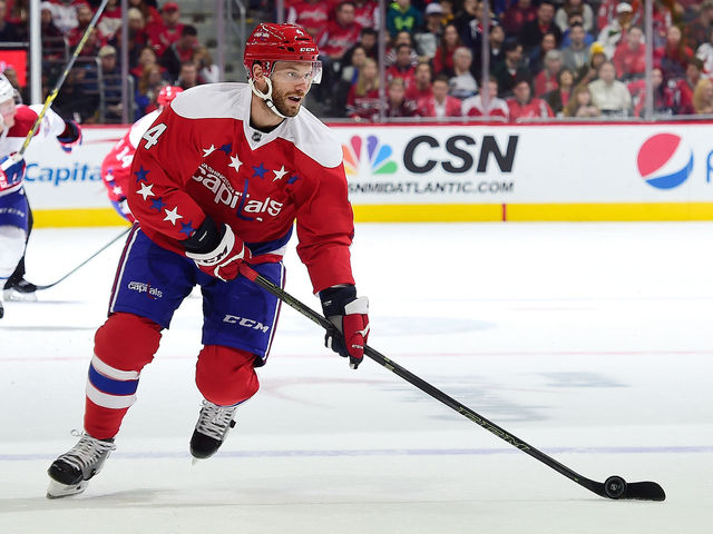 Capitals sign Taylor Chorney to 2-year extension