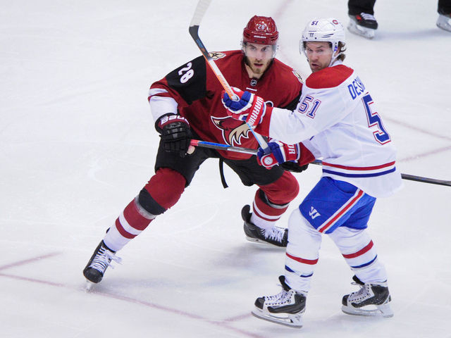 Canadiens' Desharnais to miss 3 weeks with fractured foot