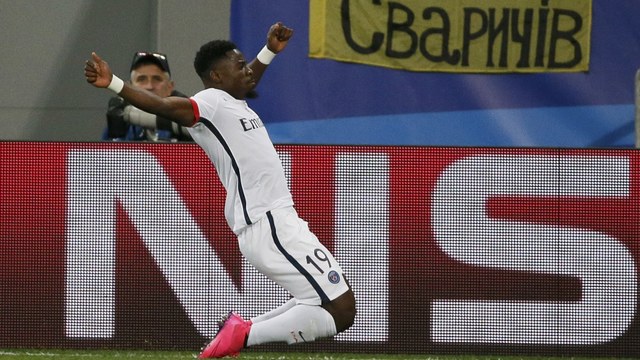 Paris Saint-Germain star Aurier detained after police fight