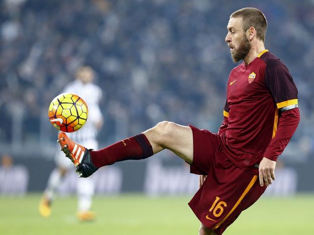 Roma's Daniele De Rossi out 'about 4 weeks' with calf strain