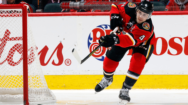 Report: Flames' Russell likely to be traded; Penguins, Bruins frontrunners