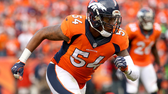 Broncos' Brandon Marshall attends team workouts despite reportedly not signing RFA tender