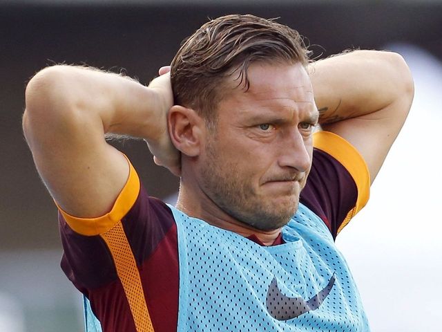 Report: Francesco Totti sent home as feud with Luciano Spalletti escalates