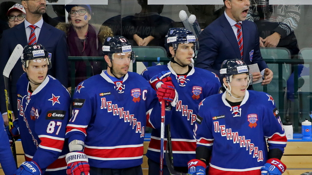 Kovalchuk removed from KHL club's practices, reportedly benched for 1 game