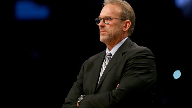 Report: Phil Jackson strongly considering keeping Rambis as Knicks' full-time coach