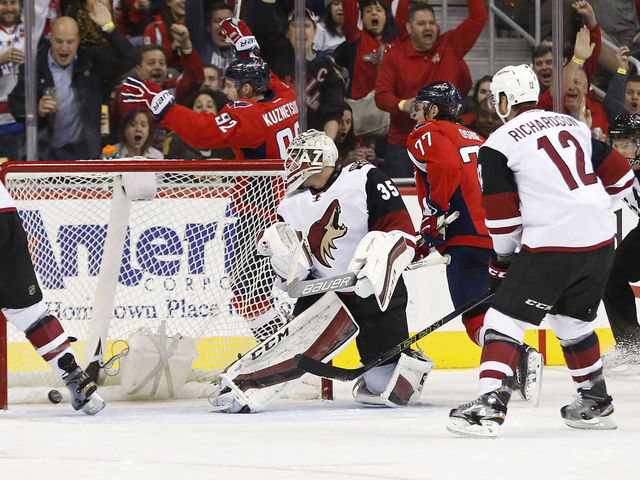 Coyotes' Domingue accuses referees of giving Holtby, Caps preferential treatment
