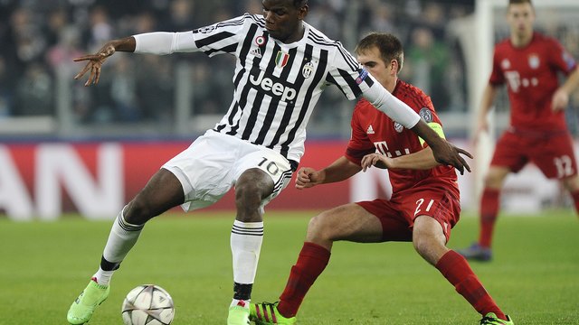 PHOTOS: Juventus tifo asks players to 'be heroes,' Pogba obliges with Batman haircut